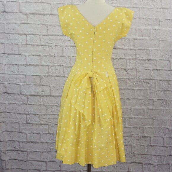 Vintage 50s Yellow Polkadot Pleated Swing Dress - Picture 3 of 13
